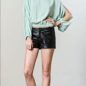 Blaque label 100% genuine leather shorts large